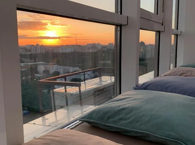 Apartment 22 Floor *